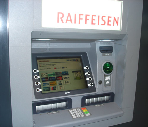 Bancomat Raiffeisen - Centre commercial Coop Caroline