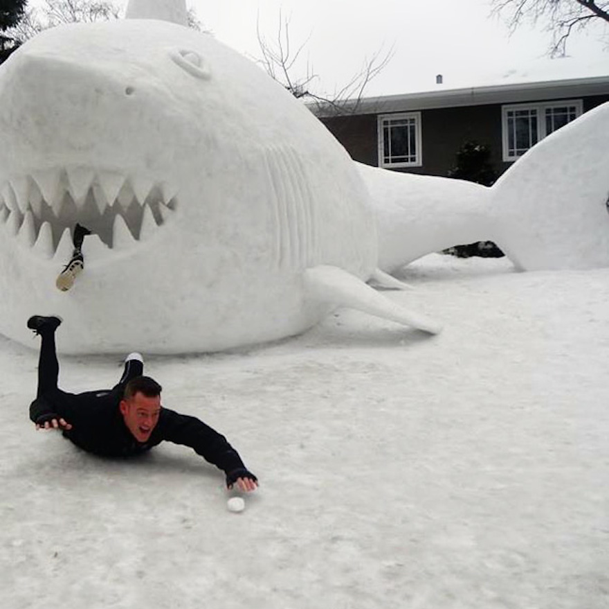 Humour corrosif de personnes amputees - L'attaque du requin de neige