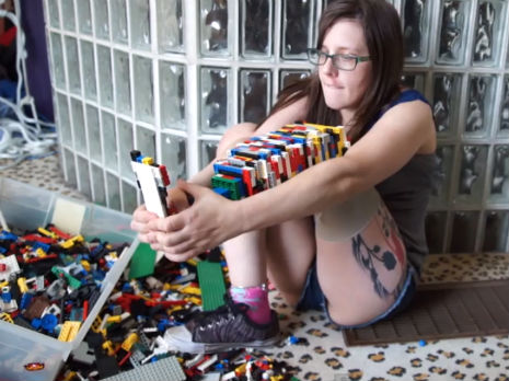 Une prothese fabriquée en briques de Lego